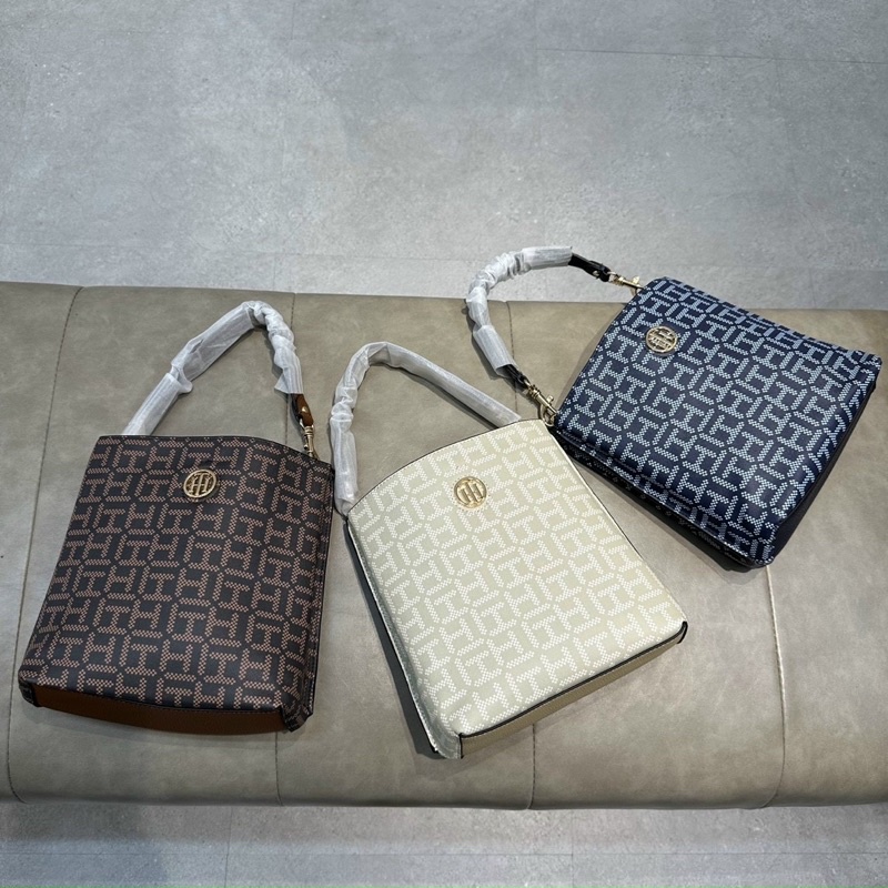 TÚI XÁCH BUCKET TOMMY HILFIGER