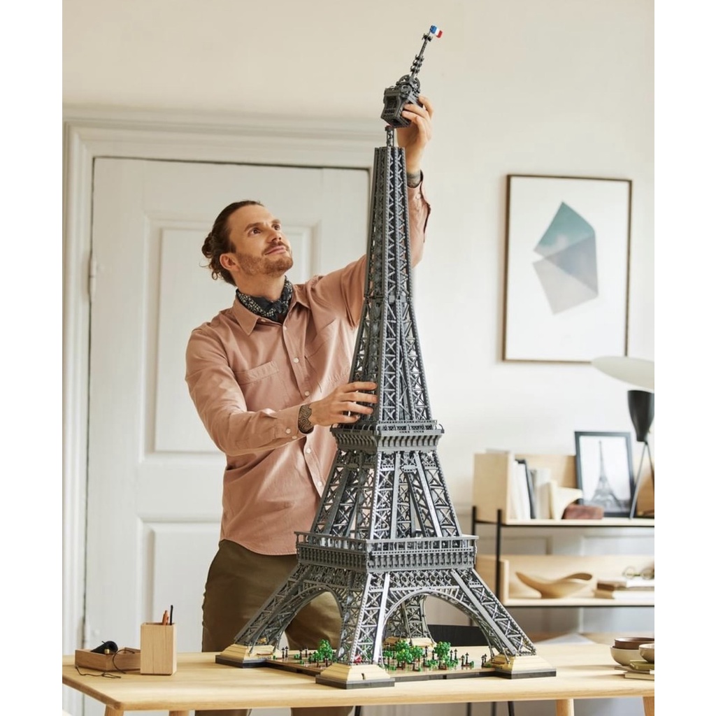 Siêu phẩm LEGO 10307