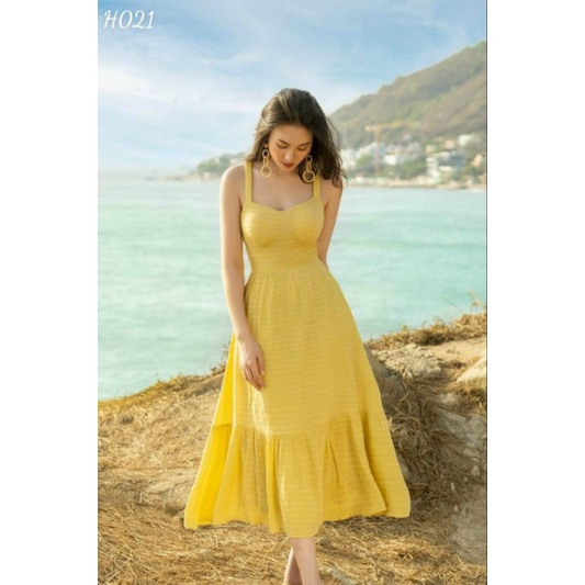 Đầm maxi vàng 2 dây cúp ngực đuôi cá Buns Storee