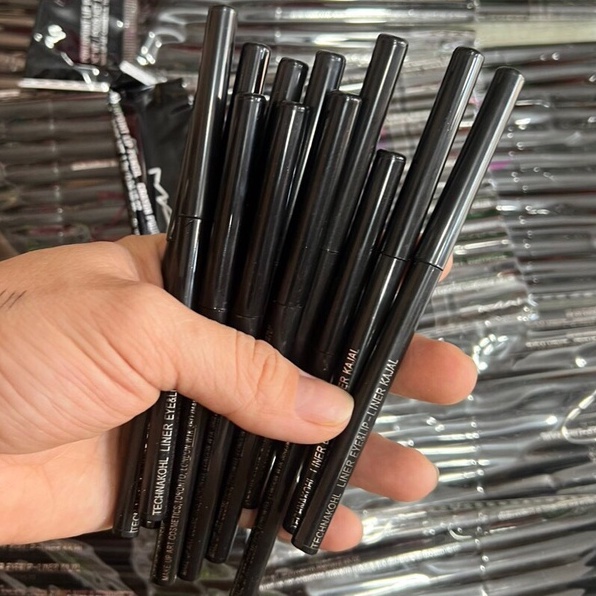 Chì  Kẻ Mí Mắt Chống Trôi Tiện Dụng