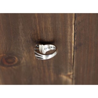 nhẫn chromehearts bông hoa