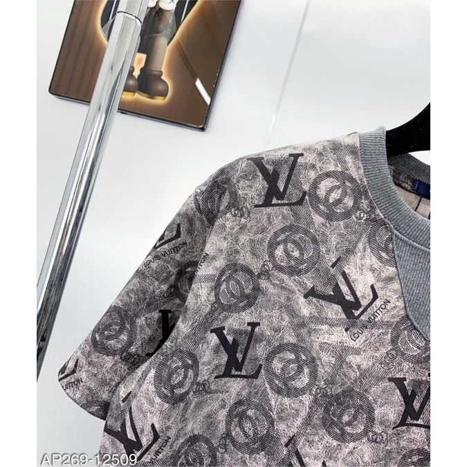 Áo phông Lv cho nam nữ - Áo thun cộc tay eo vì chữ phun  siêu đẹp