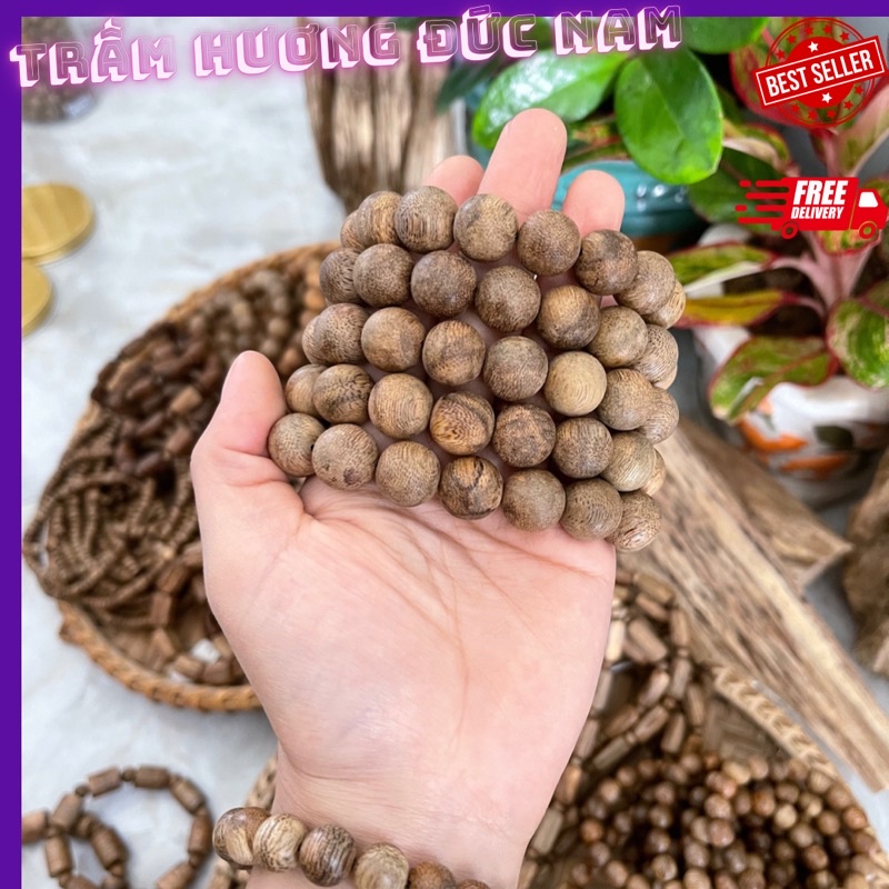vòng đơn trầm hương tốc kiến lào vân đẹp đâu thơm mạnh đủ size cho anh chị lựa chọn , trầm hương đức nam