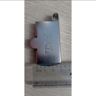 Ke nam châm to (20k/1 chiếc) Ke nam châm nhỏ (14 k/ chiếc)