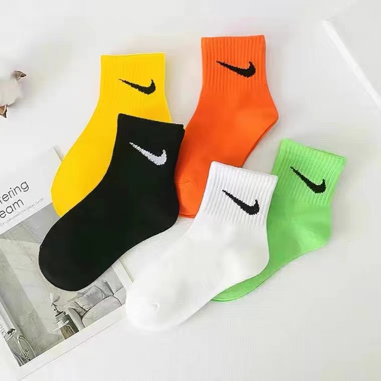 Tất Thể Thao Màu Xanh Lá Cây Cho Bé 1-12 Tuổi