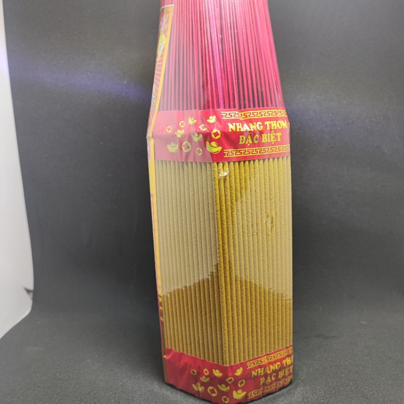 Nhang thiên 1000 cây nhang thường bó lục giác thơm nhẹ . Nhang thien 1000 cay nhang thuong