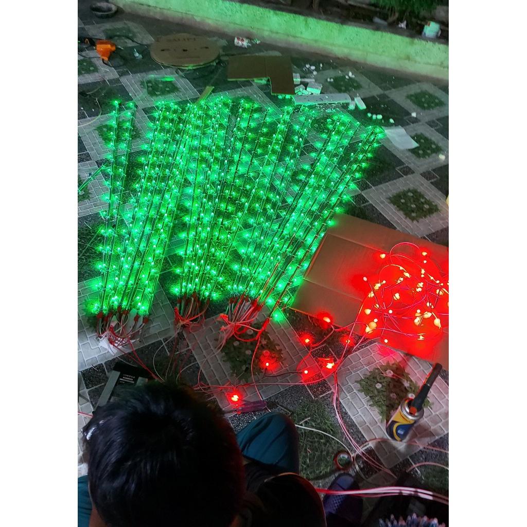 Bộ LED Pháo hoa điện tử 21 tia, 24 tia, 30 tia với hơn 100 hiệu ứng 7 mét led phóng Fullcolor
