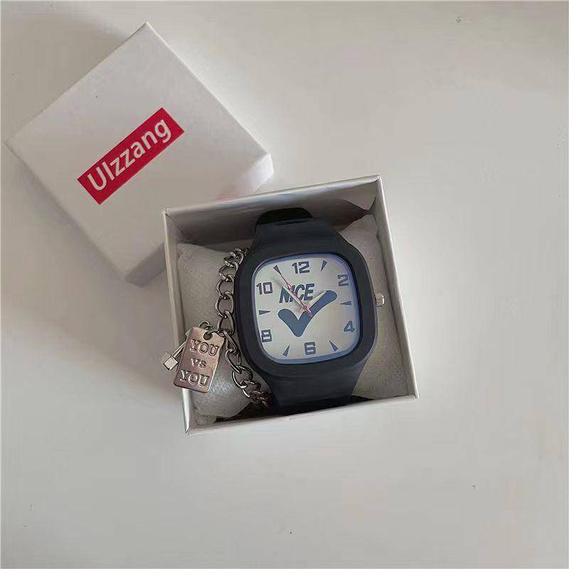 Đồng Hồ Đeo Tay Mặt Vuông Thiết Kế Đơn Giản Thời Trang 2022 Cho Nữ