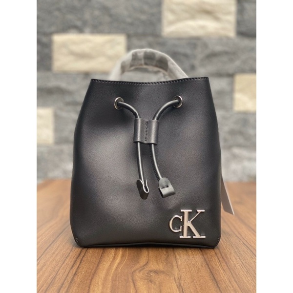 Túi Calvin bucket