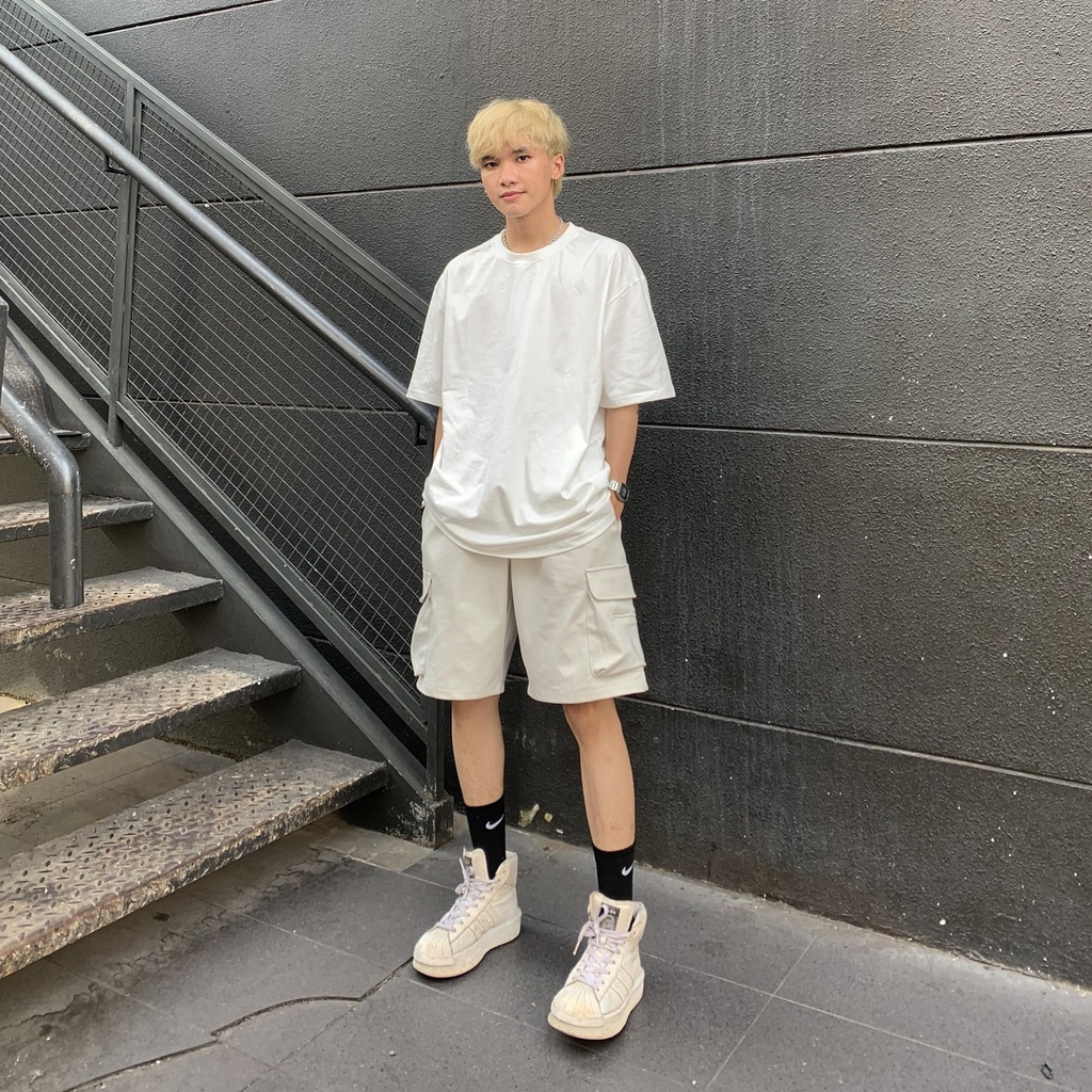 Áo thun trơn form oversized, vải Cotton dày co giãn 2 chiều | Basic Tee