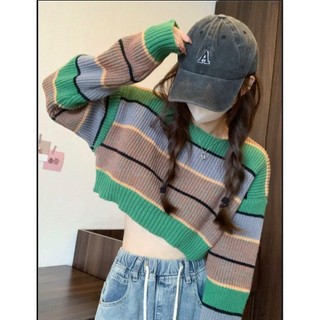 Áo Len kẻ xanh dáng croptop