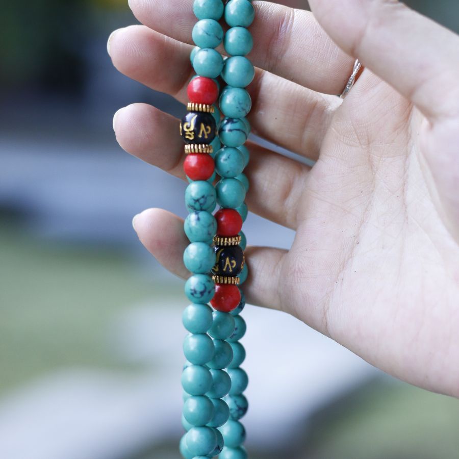 Vòng đá 108 hạt giả Ngọc Lam mix charm Om mani, GIẢM 30% LẤY ĐÁNH GIÁ - Chuỗi hạt niệm - Trong Nhà