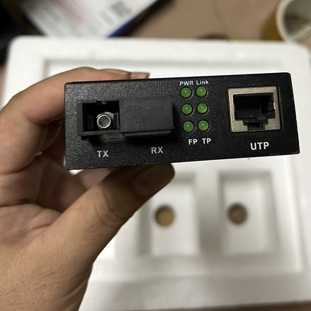 🌟CŨ 🌟 Bộ chuyển đổi quang ra lan điện TRANSCOM 10/100BASE-TX TO 100BASE-FX TS-1000N-11-SFP viettel m