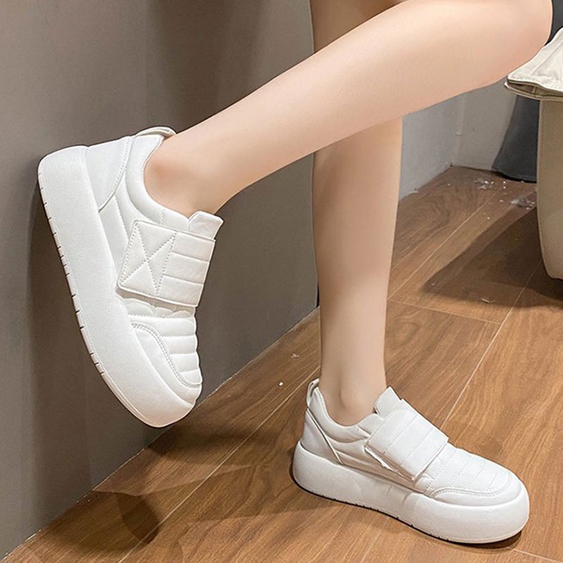 Giày thể thao nữ RENBEN mũi tròn đơn giản thời trang mới