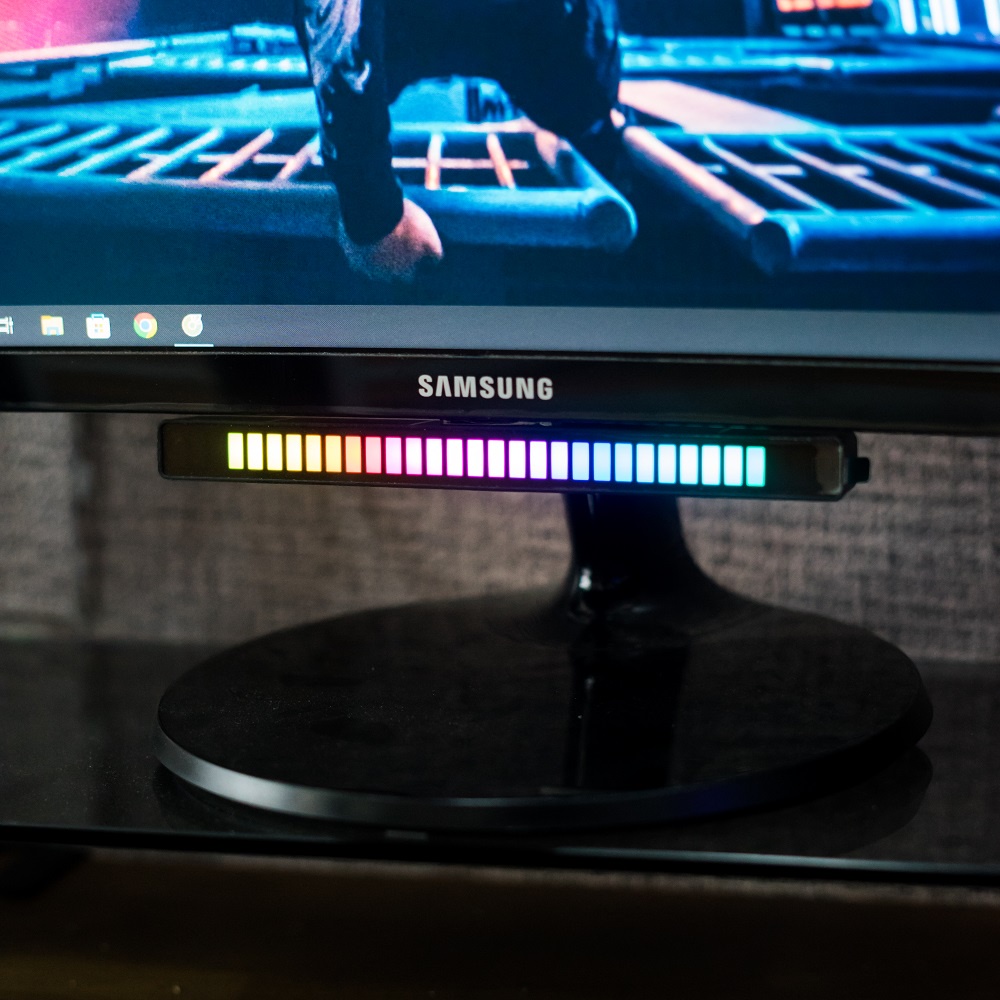 Thanh Đèn Led Theo Nhạc Trang Trí Gaming có video Phong cách: Tối giản,hiện đại  Dùng để trang trí bàn,góc phòng,góc gam