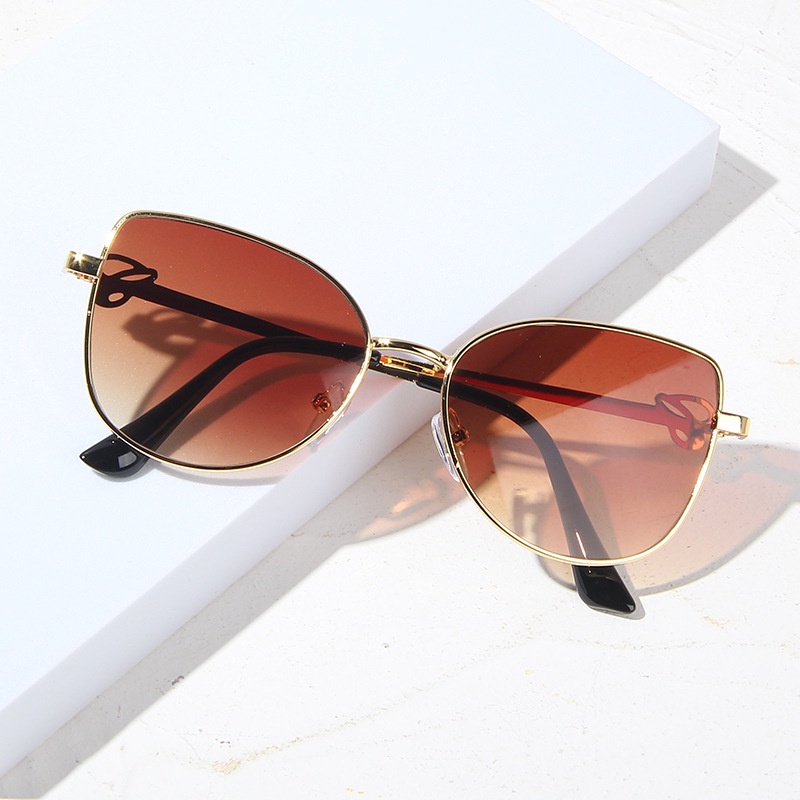 (YUZHU) Kính Mát Mắt Mèo Gọng Kim Loại Thời Trang Phương Tây Vintage Chống Ánh Sáng Xanh Lam Cho Unisex