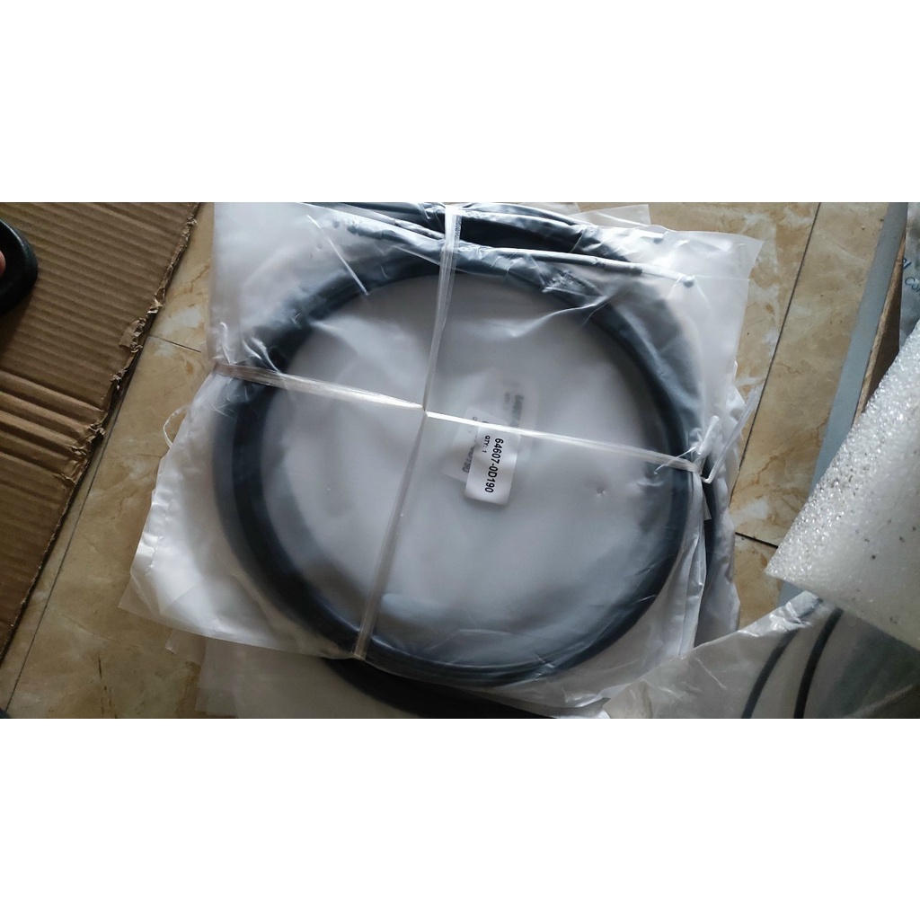 Dây cáp mở cốp sau Vios, Altis OEM 64607-0D190