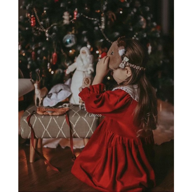 Váy nhung đỏ cổ trắng Lennco cho bé gái