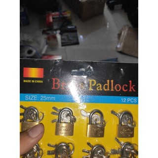 1 cái ổ khoá vali đồng thau mini