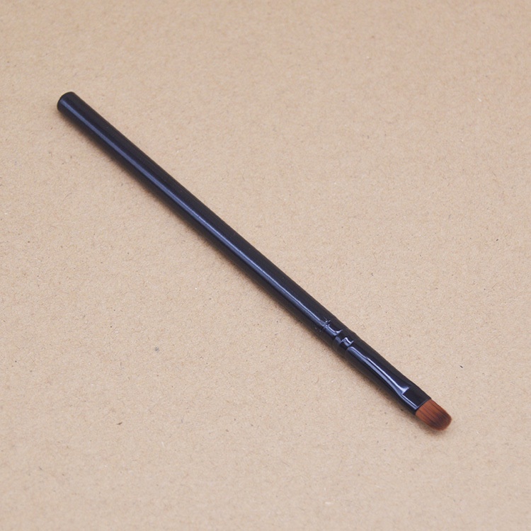 Cọ Trang Điểm Môi / Lông Mày / Phấn Mắt Thiết Kế Nhỏ Gọn Tiện Dụng