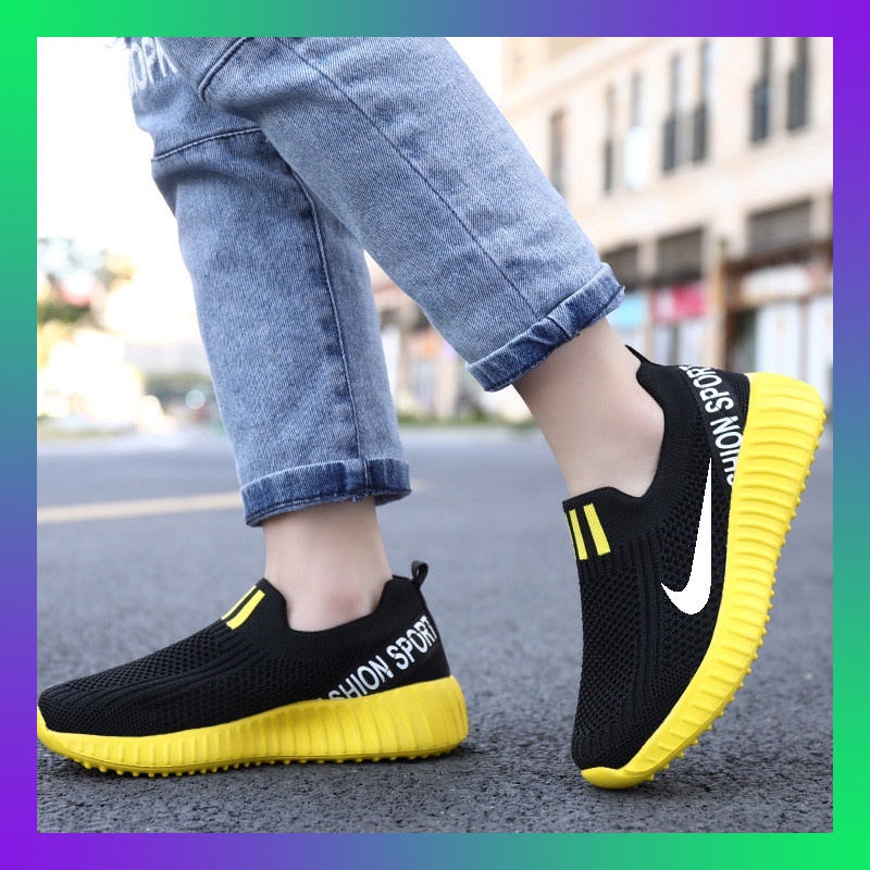 Giày Slip-on Mùa Hè Phối Lưới Rỗng Màu Trắng Đơn Giản Cho Bé Kasut Sekolah Kasut Budak Lelaki Perempuan
