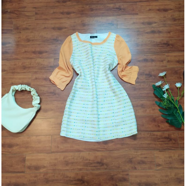 ĐẦM DẠ PHỐI TAY VOAN