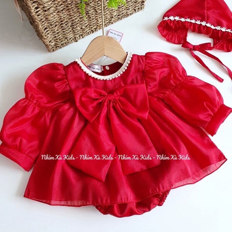 Body Váy Tơ Đỏ 𝐍𝐇𝐈́𝐌 𝐗𝐔̀ 𝐊𝐈𝐃𝐒 Cho Bé Gái Sơ Sinh, Đầy Tháng, Thôi Nôi, Sinh Nhật Chất Tơ Hàn Ánh Nhũ B050