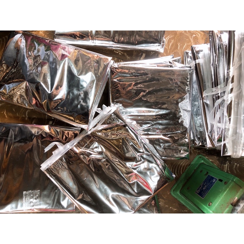 GIẤY BẠC LÀM HANG ĐÁ-TRANG TRÍ NOEL