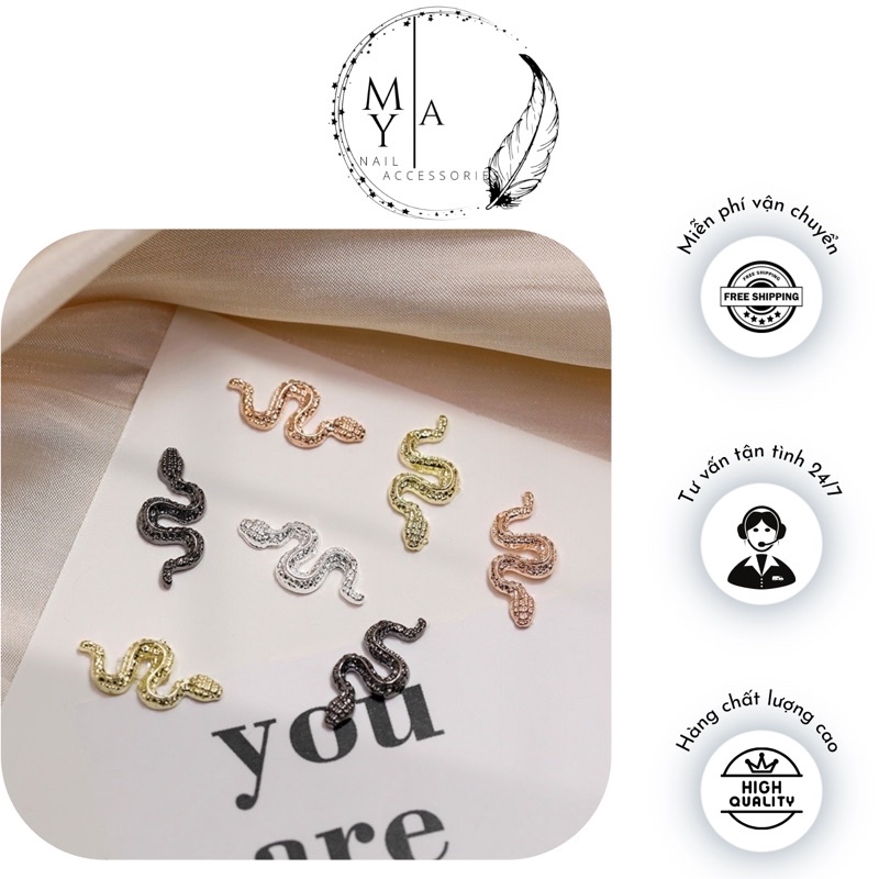 Charm nail rắn baby cute 17,5x8cm