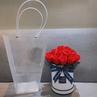 Lẵng hoa sáp 🌹 kèm túi thiệp siêu sang 😍