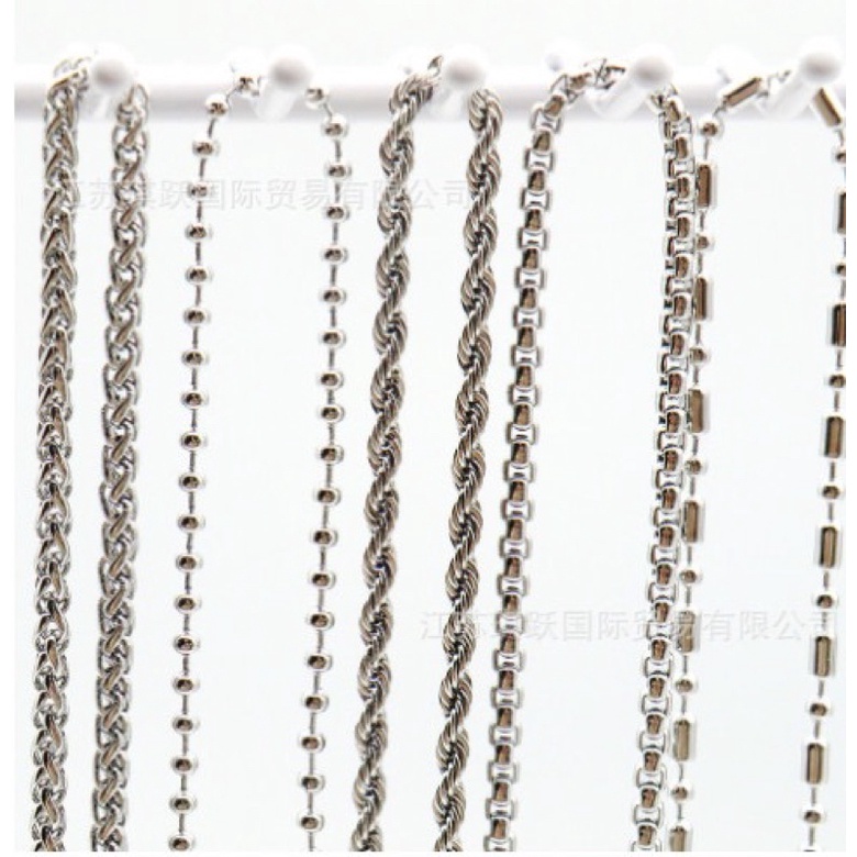 Dây chuyền inox ko kèm mặt thích hợp cho mọi lứa tuổi dễ kết hợp