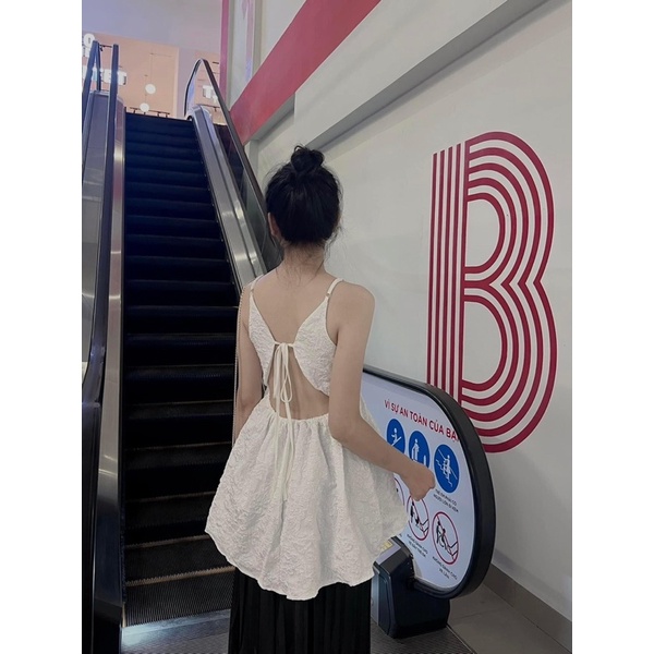 Áo gấm hở lưng