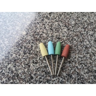 1 Cây Cao su đánh bóng nhựa có trục lắp  2.35mm
