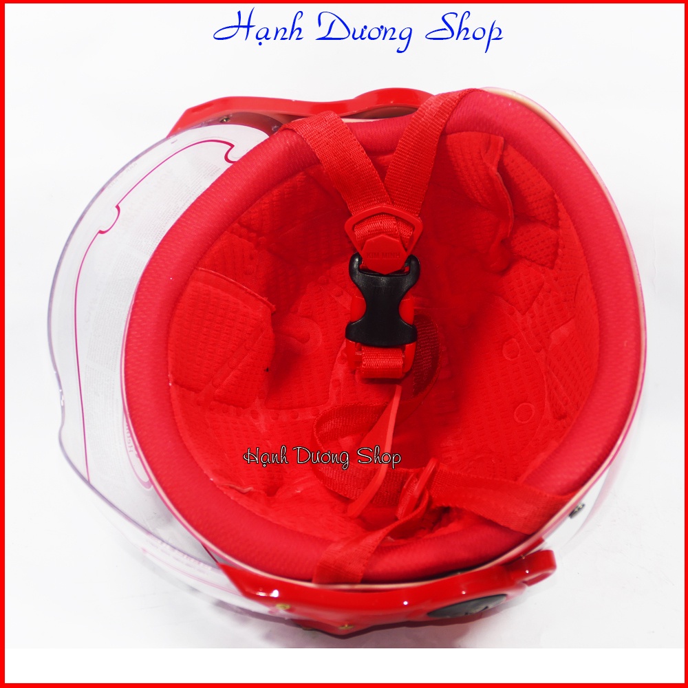 Mũ bảo hiểm dành cho bé hình con cá Có kính chắn bụi bảo vệ tốt mặt và đầu, chất liêu nhựa chắt chắn phù hợp cho cả bé n