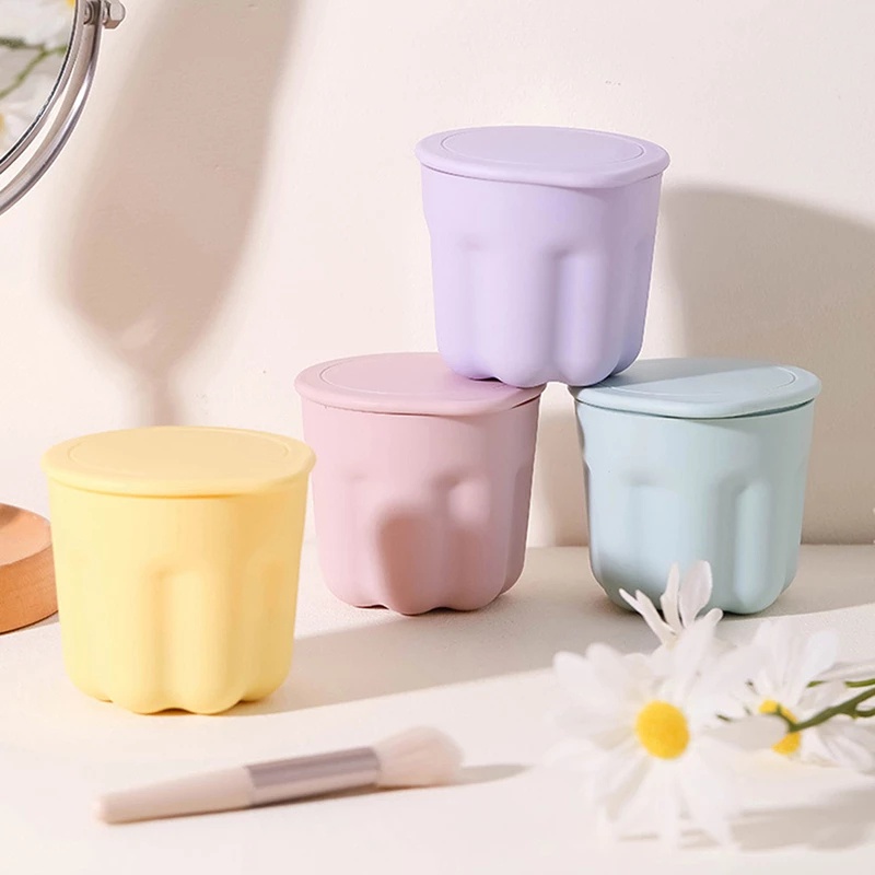 1 Bộ Dụng Cụ Vệ Sinh Cọ Trang Điểm Tiện Lợi