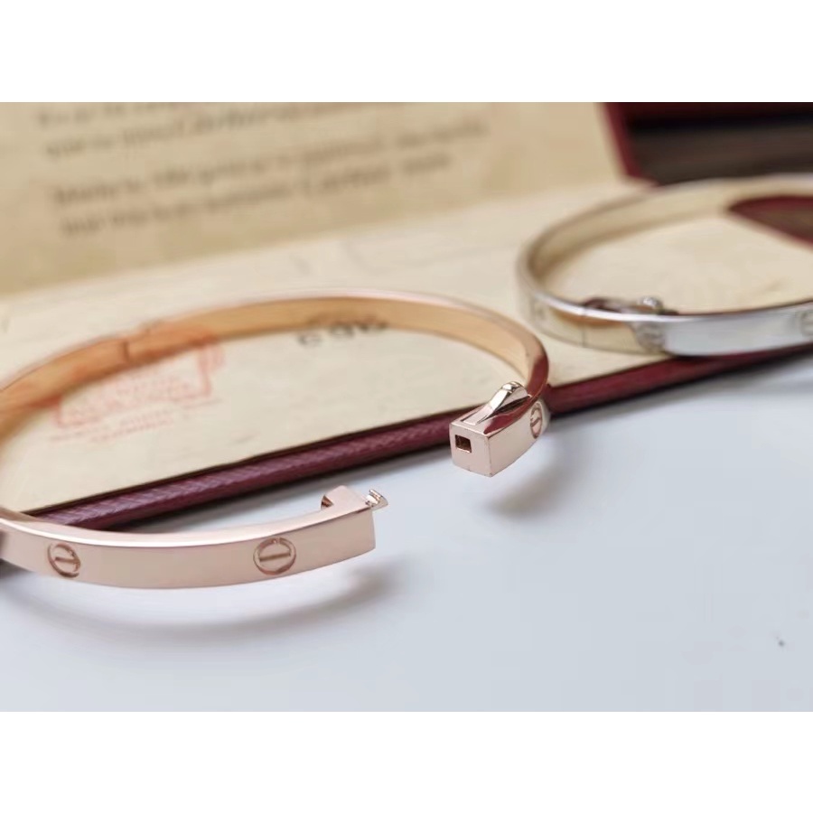 Cartier Cartier Vòng Đeo Tay Khóa Trái Tim Bản Hẹp