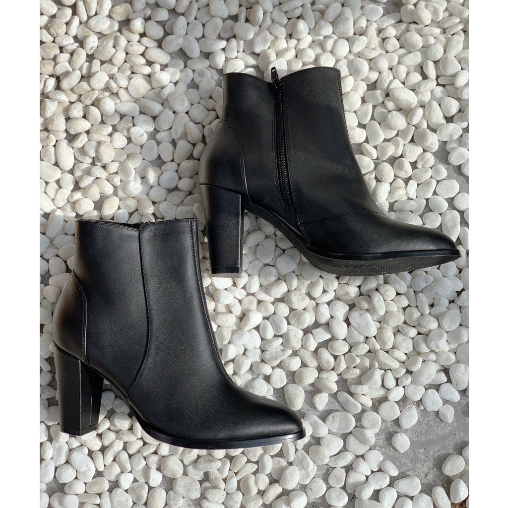 Boot Kate Gray gót trụ mũi tròn