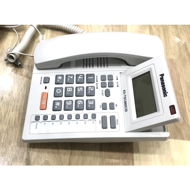 Điện thoại bàn panasonic màn hình hiển thị số có dây thích hợp cho văn phòng và nhà ở