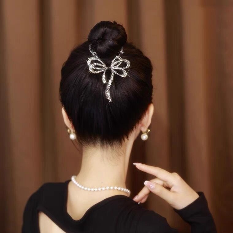 Kẹp Tóc Hình Hoa Bướm Đính Ngọc Trai Thời Trang Cho Nữ CHLINS