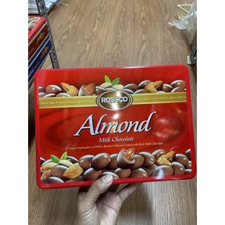 Kẹo Socola Almond Milk