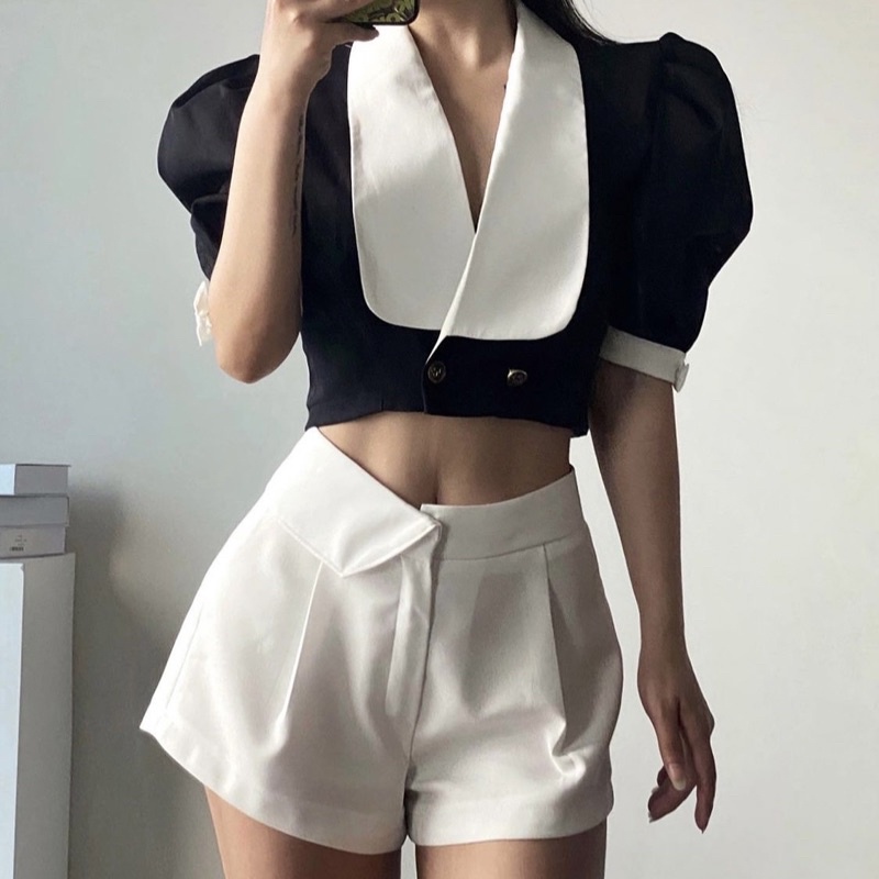 NINA SHORTS/ QUẦN NGẮN TÔN DÁNG GẬP EO ĐỘC ĐÁO CÁ TÍNH