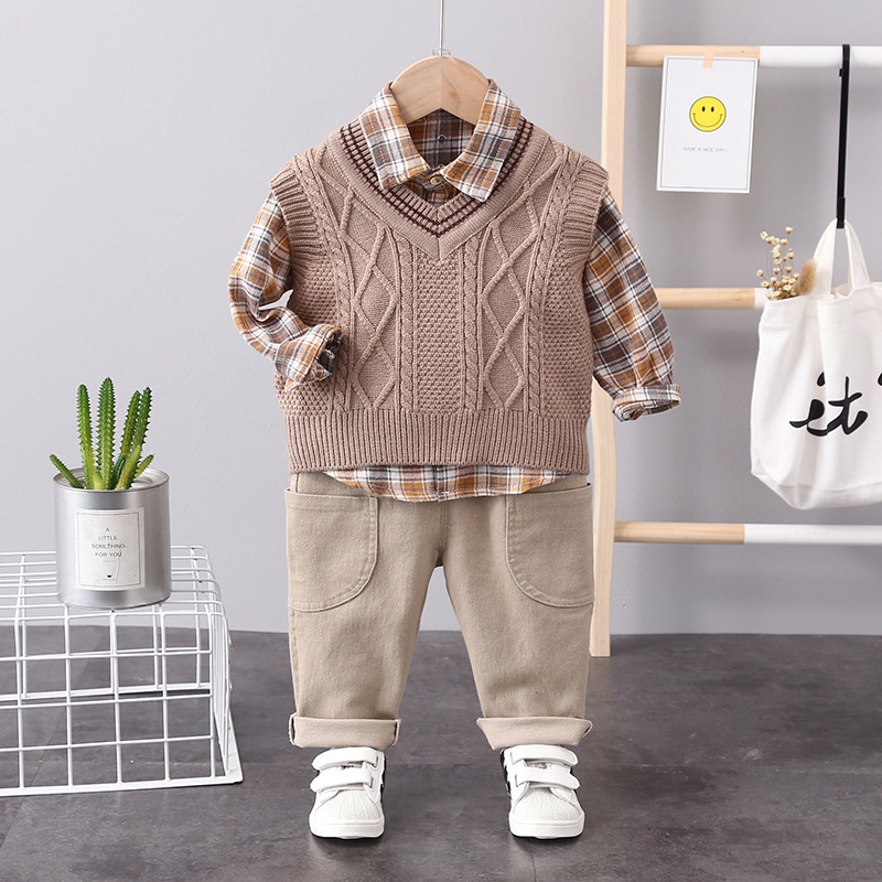 Set Bộ Áo Len Gile Mix Sơ Mi Kẻ Quần Kaki 3 Chi Tiết Cho Bé Trai Phong Cách Hàn Quốc