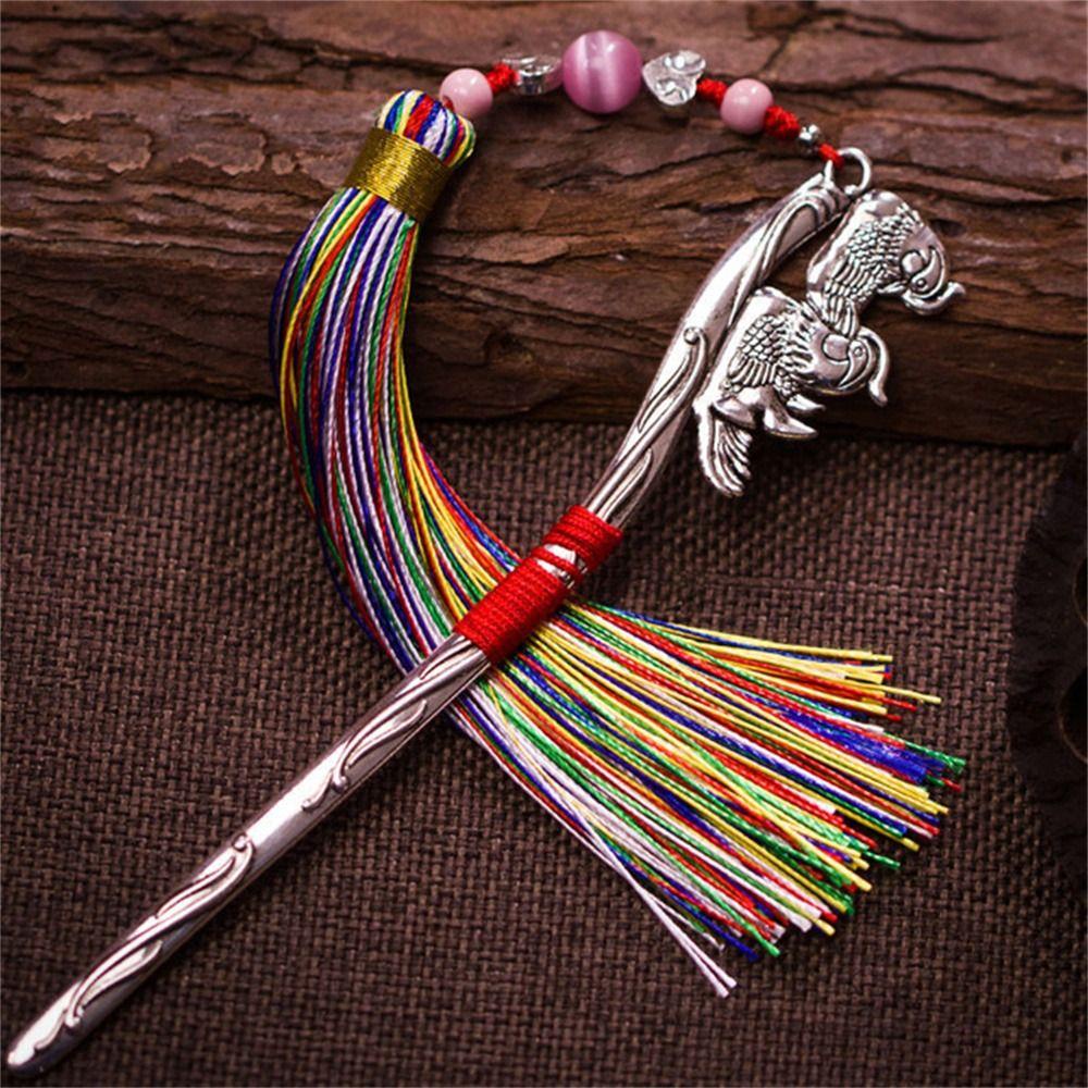 Bookmark Thiết Kế Tua Rua Phong Cách Trung Hoa Sáng Tạo