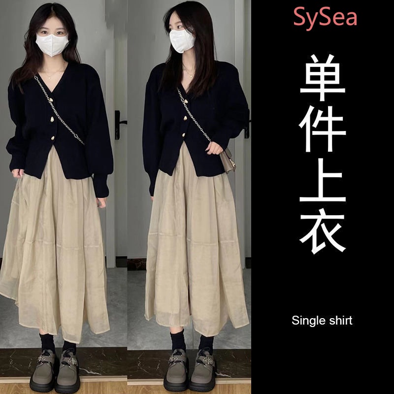 Set Áo Len Dài Tay Cổ Tròn + Chân Váy Xòe Thời Trang Nữ