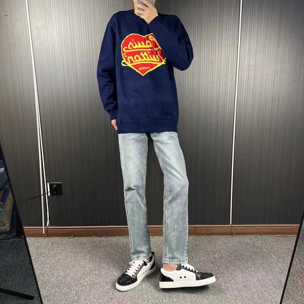 Áo Sweater Cotton Cổ Tròn Tay Dài In Họa Tiết LV 22 Trái Tim Thời Trang Thu Đông Cho Nam Và Nữ