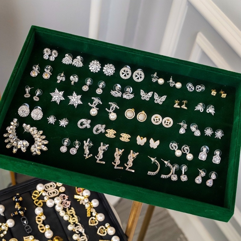 khuyên tai đá pha lê, bông tai đính đá cao cấp, phụ kiện trang sức hari korea accessoriea