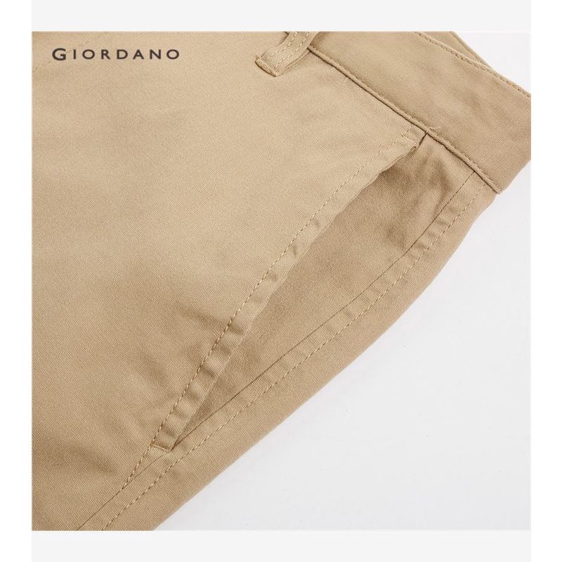 Quần dài GIORDANO 01110583 ống đứng thời trang dành cho nam