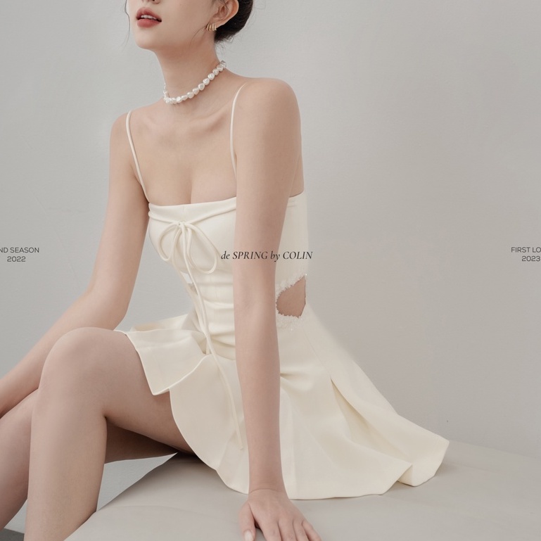 [COLIN CLOTHING] Jumpsuit 2 dây ngắn nữ khoét eo đính cườm pha lê tà xếp ly | BigBuy360 - bigbuy360.vn