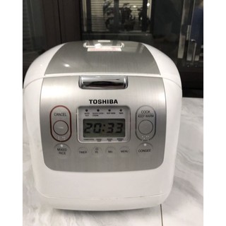 Nồi cơm điện tử 1,8l các hãng toshiba, bluestone, kangaroo, sharp, Panasonic