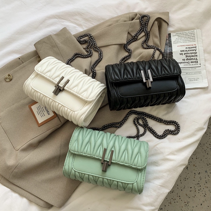 Túi Đeo Chéo Dây Xích Hình Thoi Màu Đen Thời Trang Cho Nữ